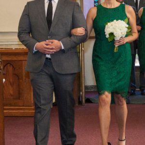 Katherine Kelly green, lace overlay cocktail dress. SIZE 8